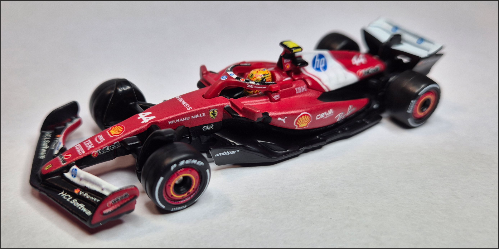 Hot Wheels Premium - Lewis Hamilton #44 2025 Ferrari SF25